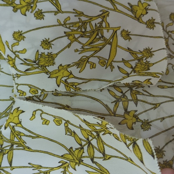 Silk sleeveless shirt - Picture 2 of 4